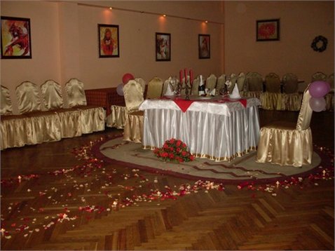Seri romantice pentru cupluri în cafeneaua Negruzzi 2 