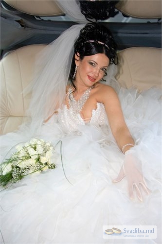 в лимузине"жаль что обшивка салона подкачала"